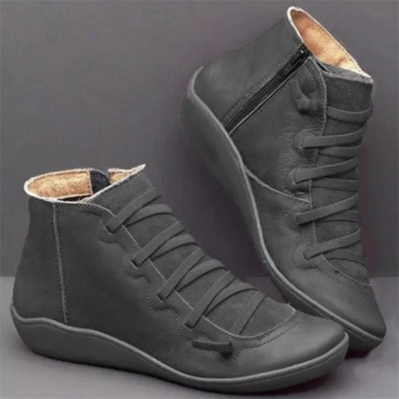 Women's Boots Black - The Oran Store